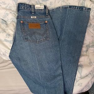 Never worn, run small.